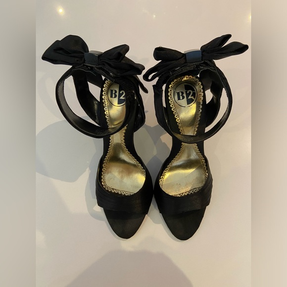 Y2K Black Satin Bow Prom heels sz 5 - Picture 5 of 15